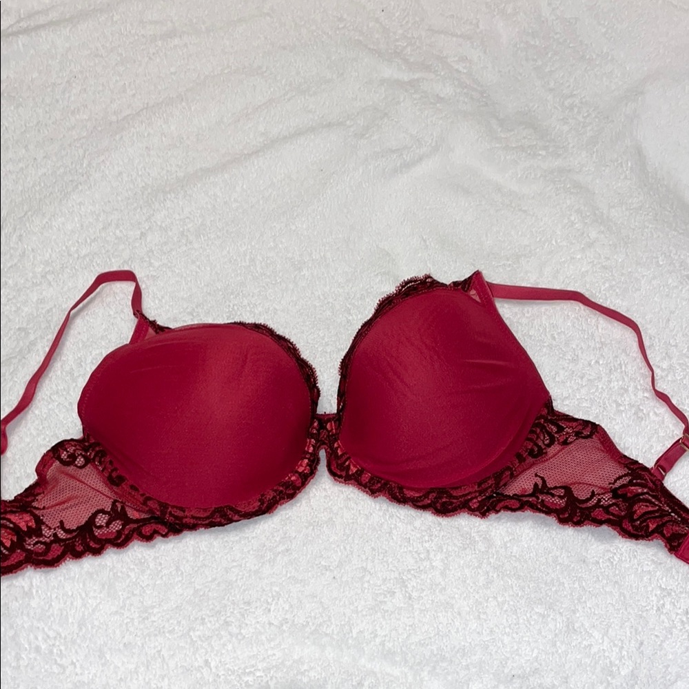 Elegant Red Lace Bra
